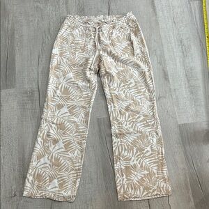 Wide Leg Leaf-Print Lounge Pants in Beige and White
